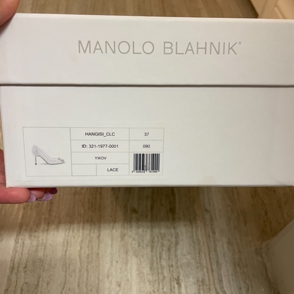 Manolo Blahnik Hangisi Heels - Picture 3 of 4